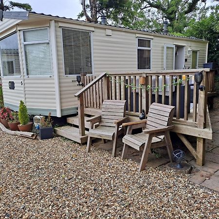 Amroth Bay Holiday Caravan Llanteg Bagian luar foto
